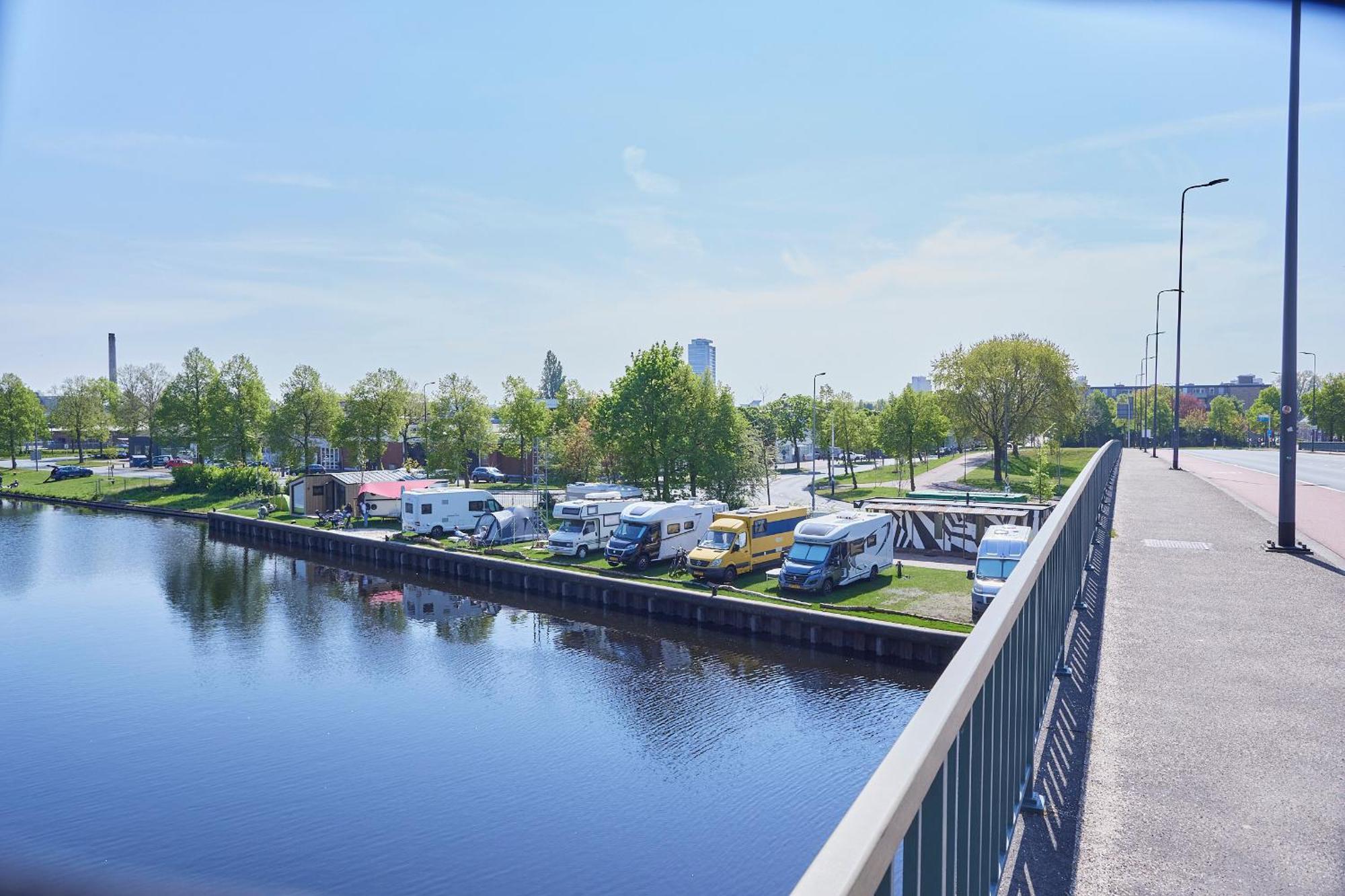 Camping Stadscamping Overboord